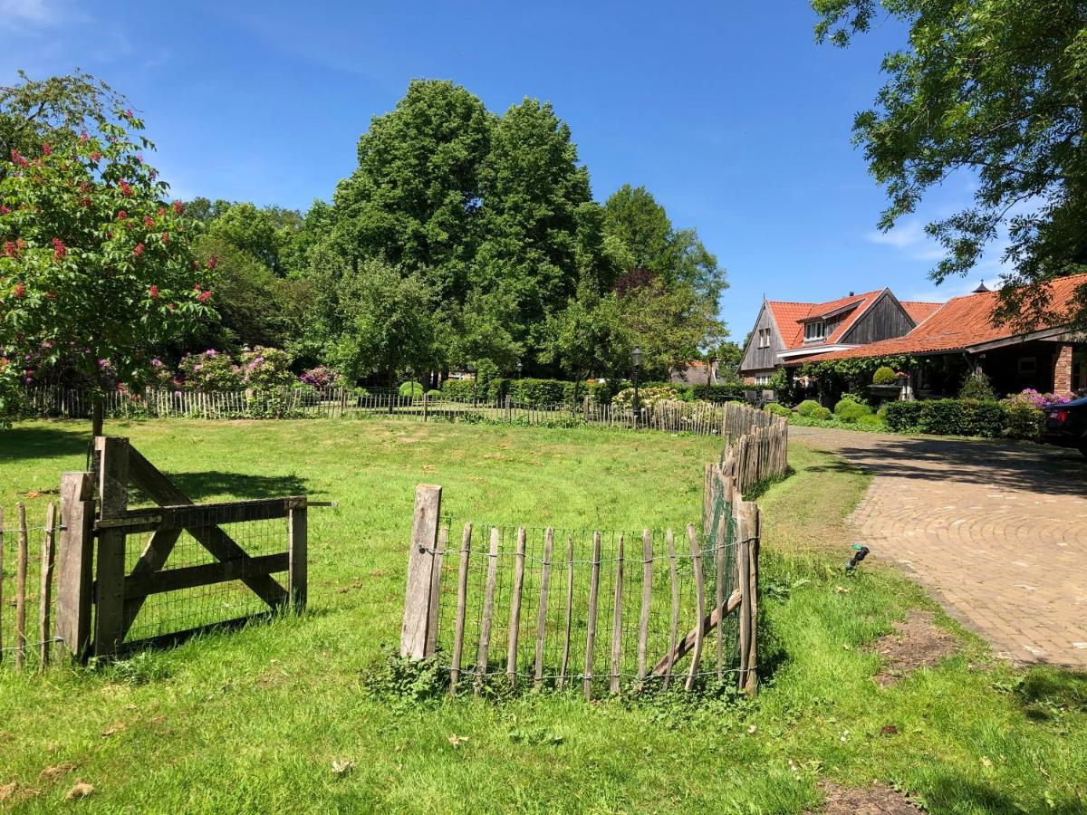 Bed and Breakfast Sloapmuts Oud-Ootmarsum Esterno foto