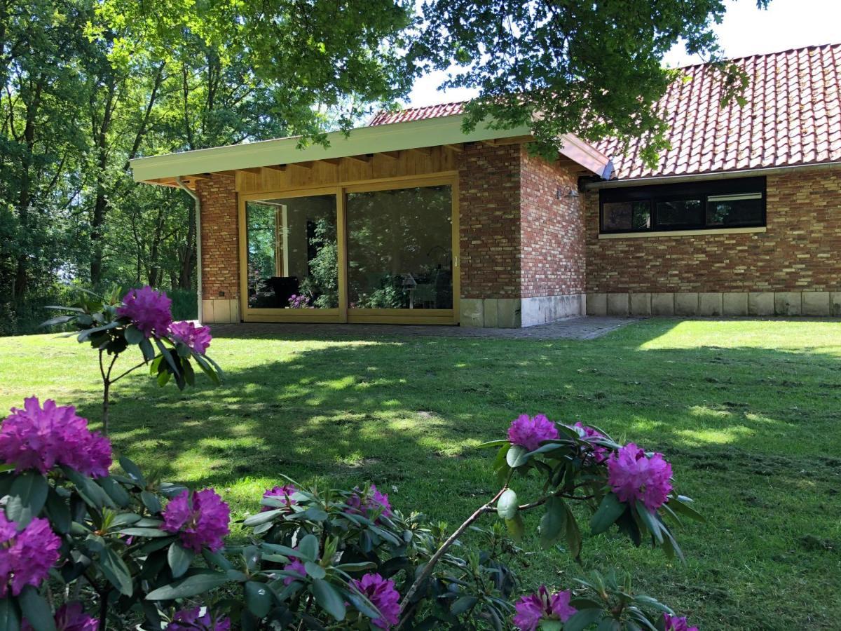 Bed and Breakfast Sloapmuts Oud-Ootmarsum Esterno foto